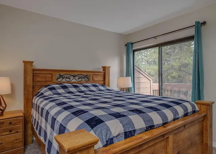 Townhome Four O\'Clock